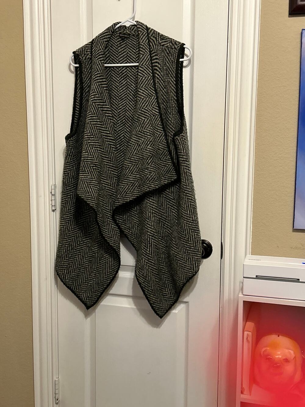 Rebecca Elliot Herringbone Waterfall Vest Cardigan L Black